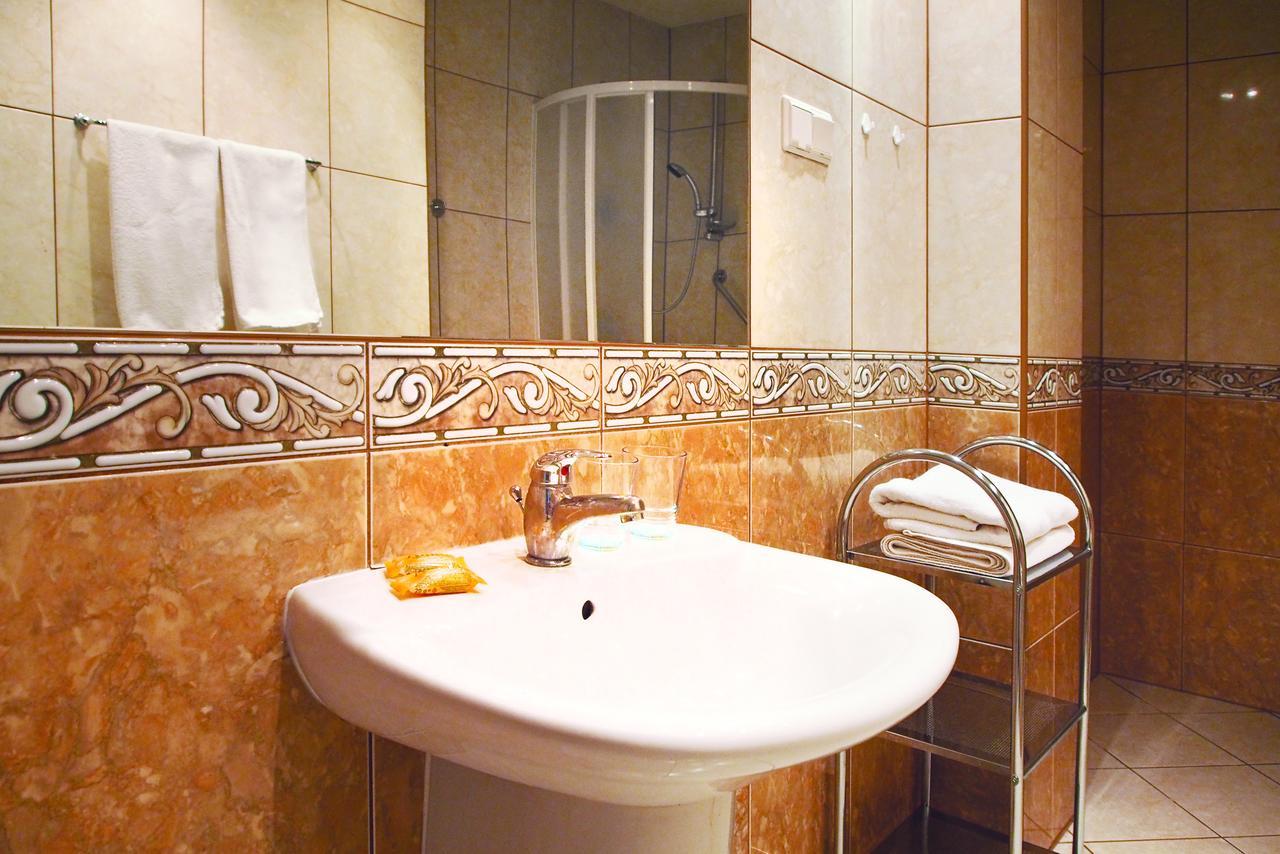 Aparthotel Elpak Svinoústí Exteriér fotografie